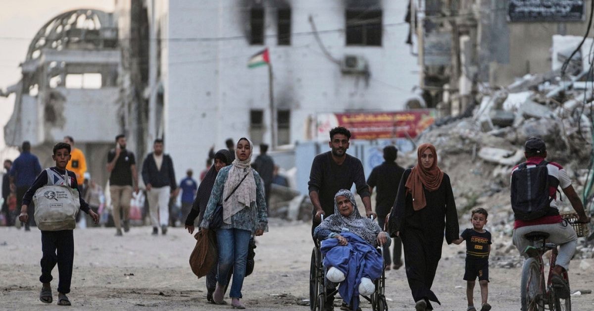 54 People Killed in Overnight Airstrikes on Southern Gaza City Khan Younis Hospital Confirms