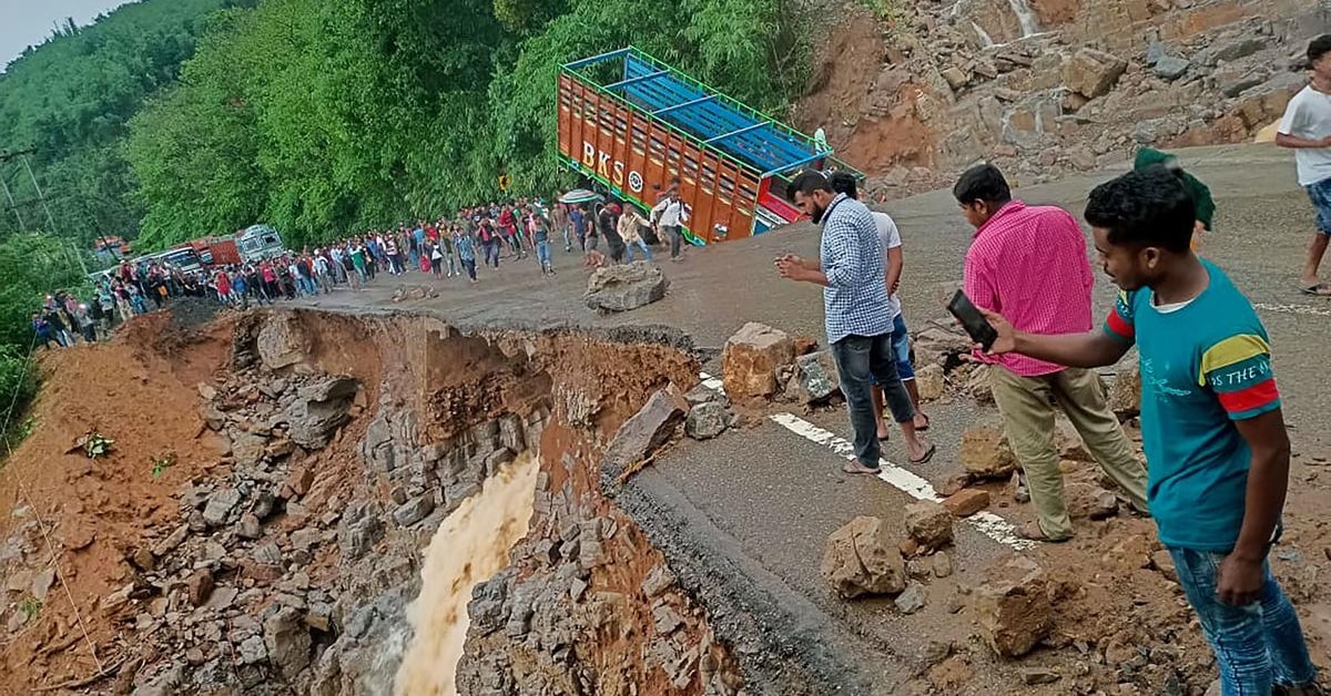 Bengaluru Drenched: IMD Issues Orange Alert as City Faces Second-Highest Rainfall Since 2011
