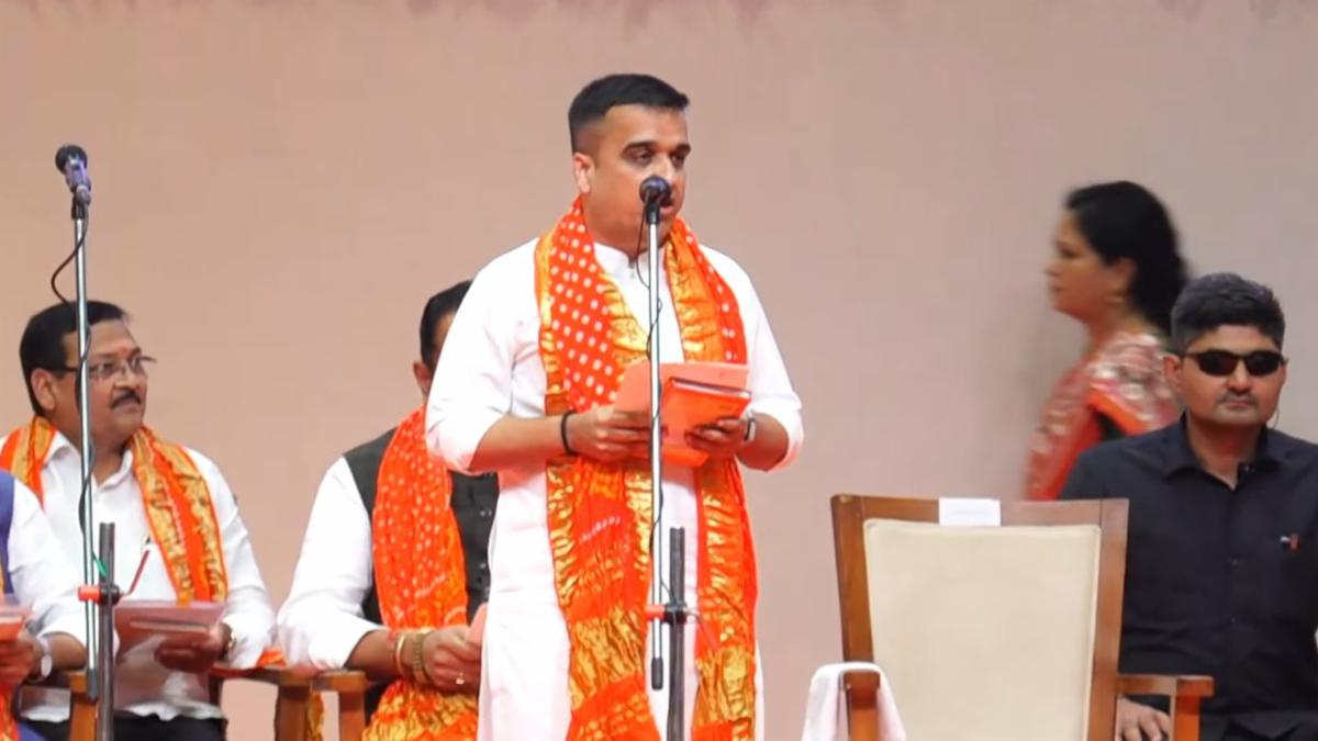 Gujarat Swears In 26 Ministers, Sanghavi as Deputy CM
