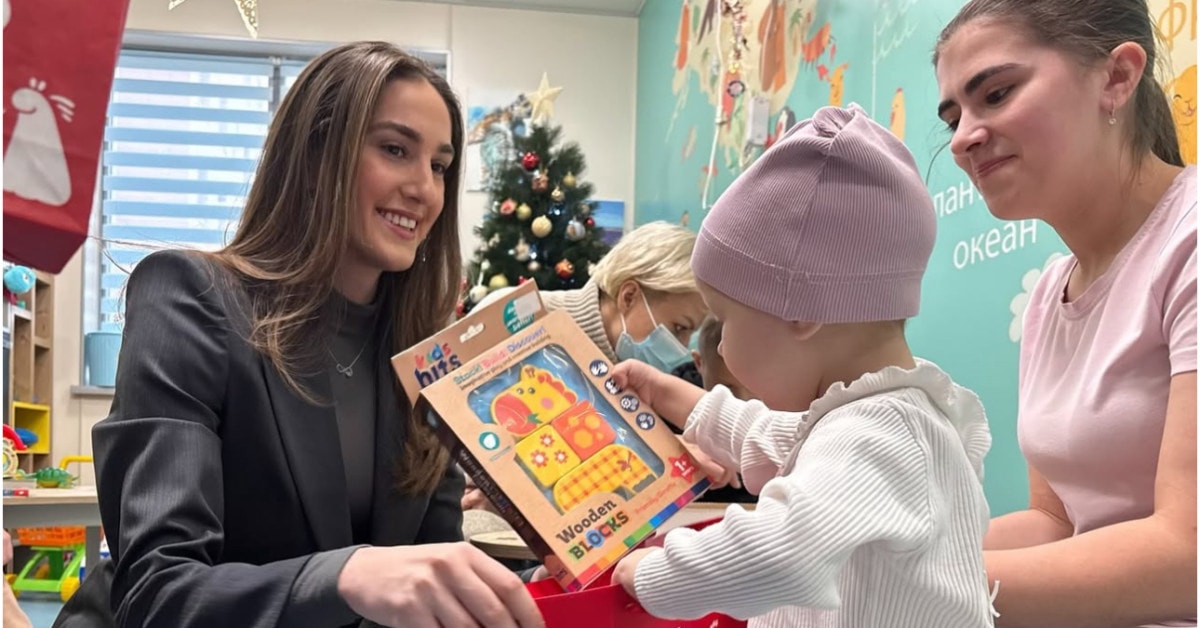Miss World 2025 Finalists Champion Breast Cancer Awareness in India with Powerful Hospital Visit